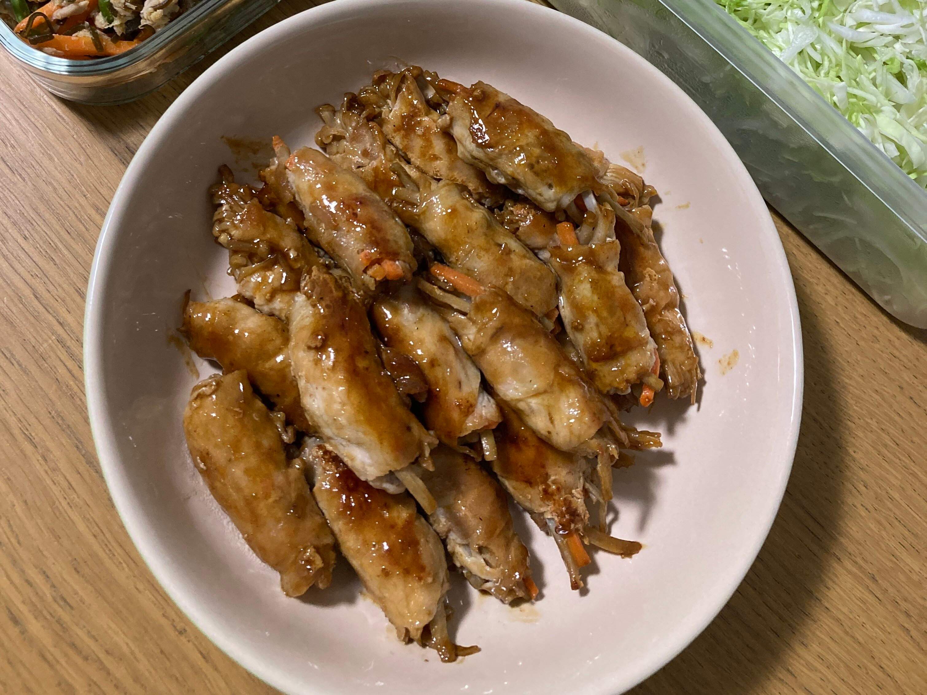 豚肉でごぼうにんじんミックスを巻いたおかず