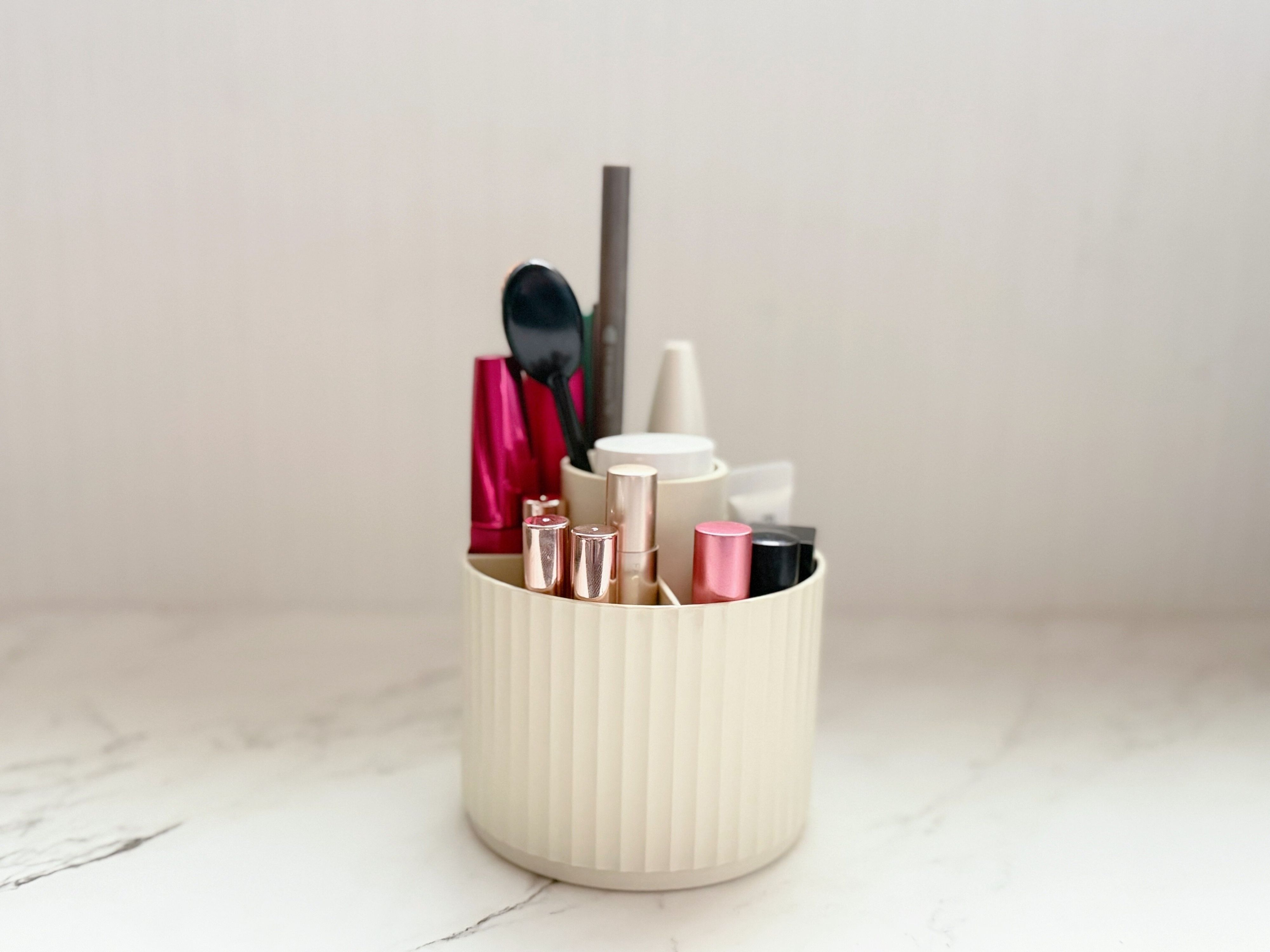 出し入れがスムーズでメイク時間の短縮に!