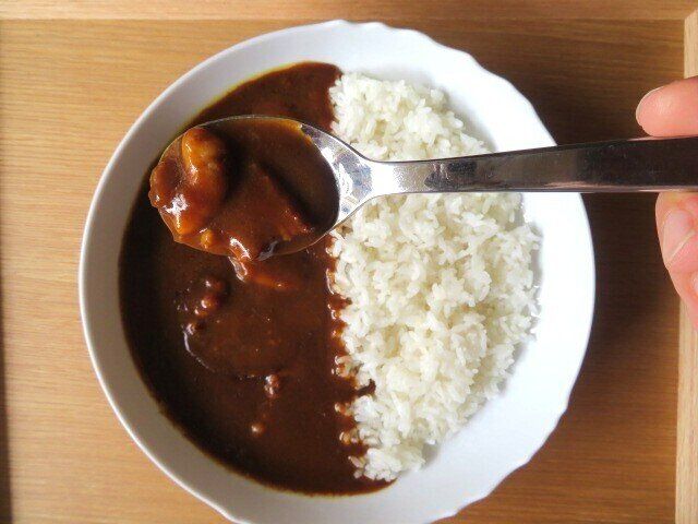 牛肉と香味野菜の大盛りカレーを食べてみた