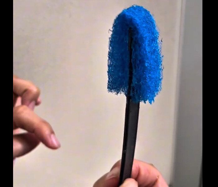 【ダイソー】軽くこするだけ！カビとりスティック