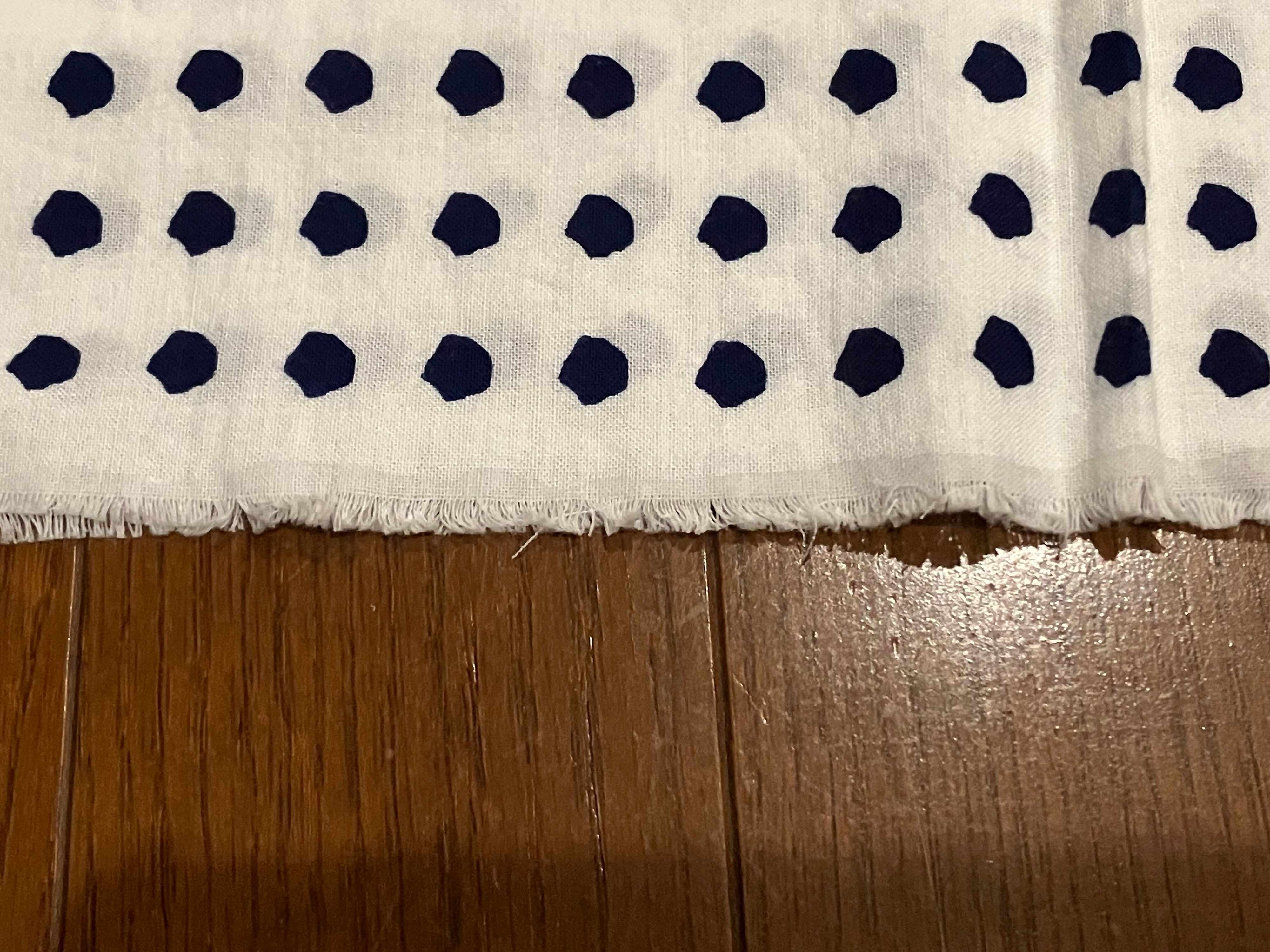 液が乾いたところ。跡がややわかります