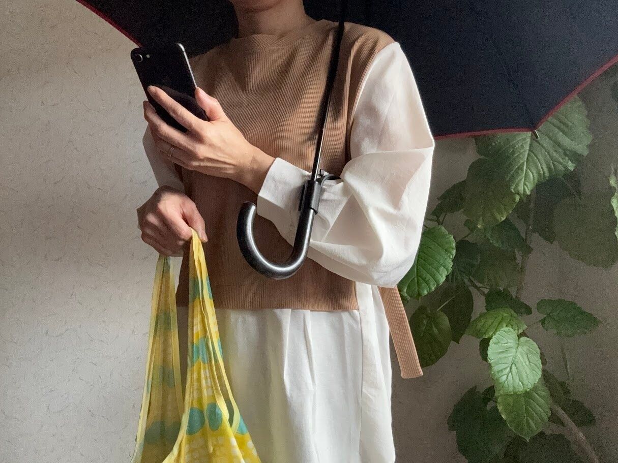 傘ハンドルホルダーを使用しているところ
