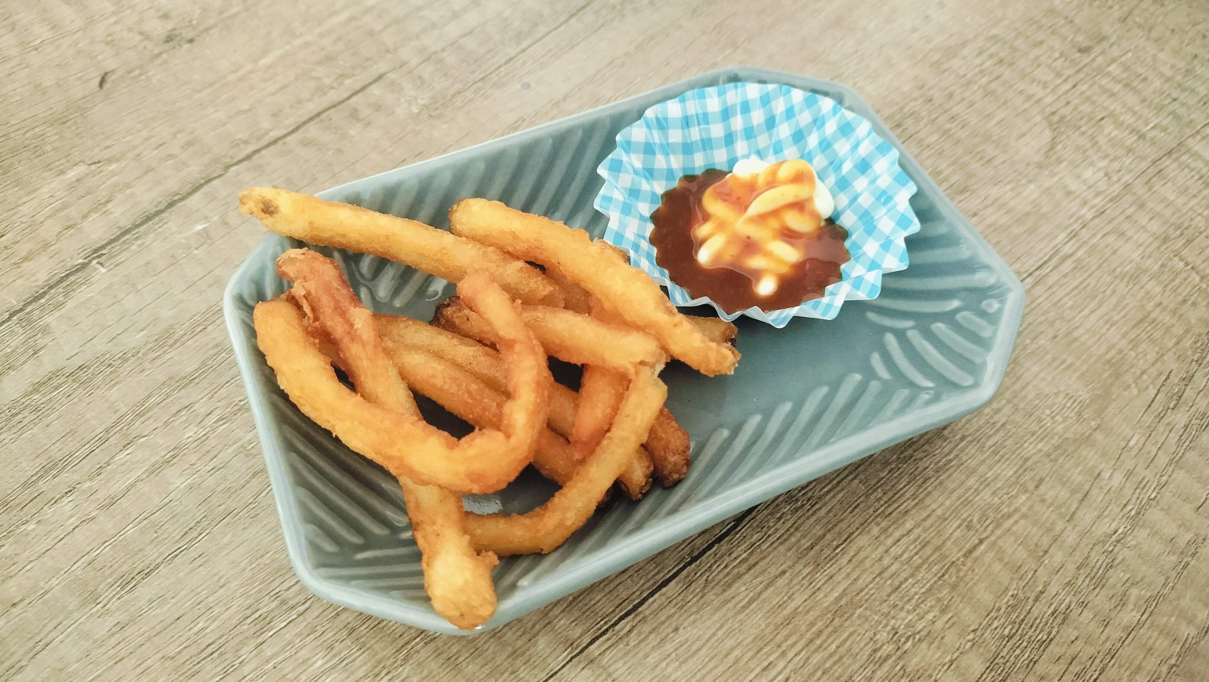 好きなソースで食べるポテト