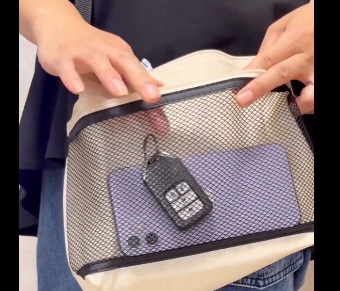 【ダイソー】最高すぎた！ポケット付きショルダーバッグ