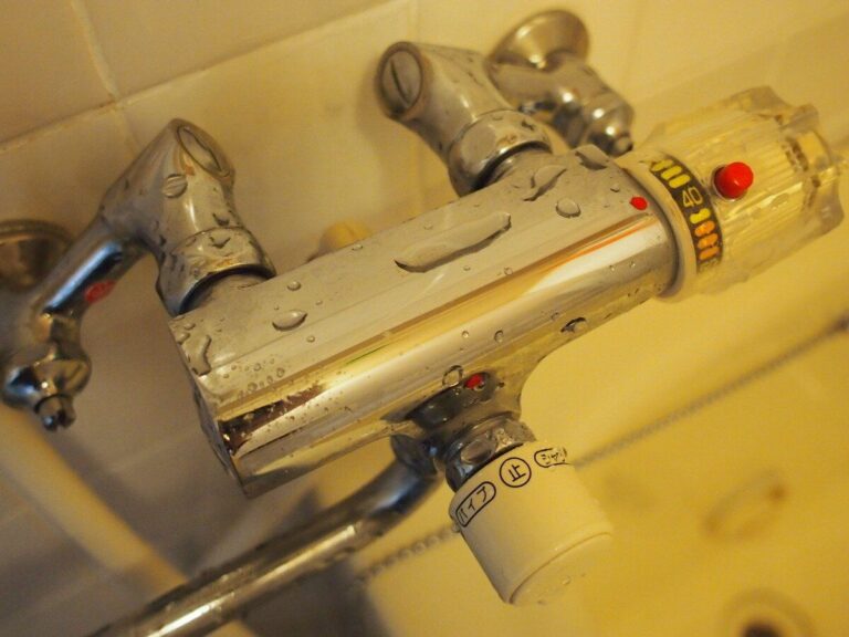 掃除のプロに聞いた！家の中にあるしつこい汚れ、じつは身近なもので落ちるかも