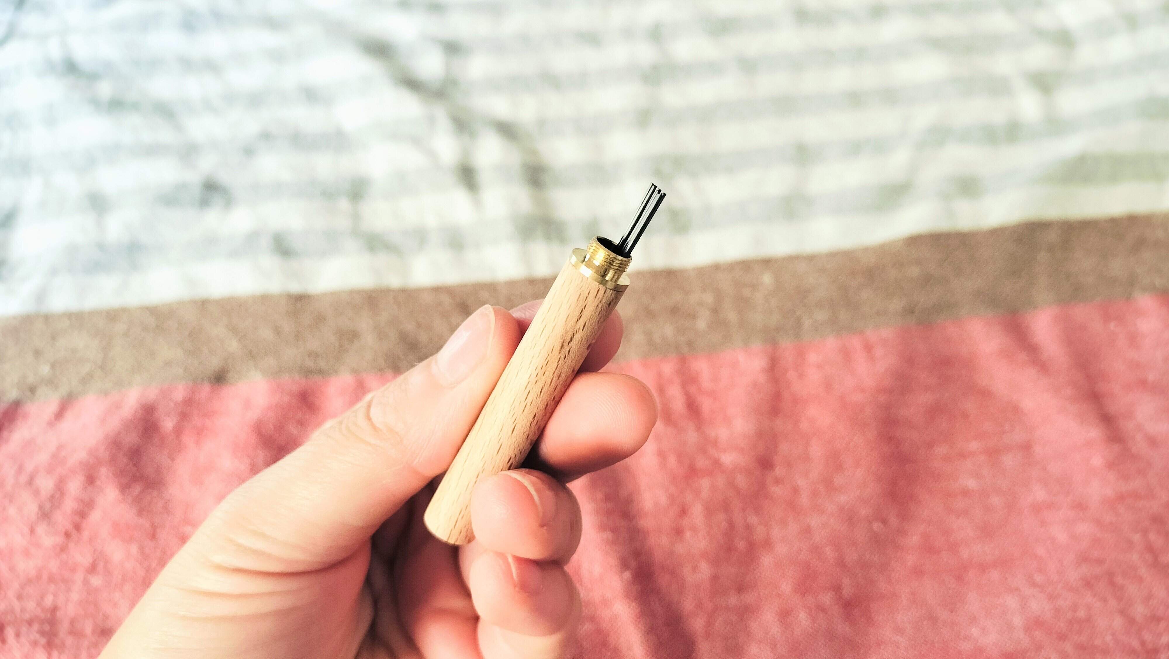 蓋を開けると芯が入っている