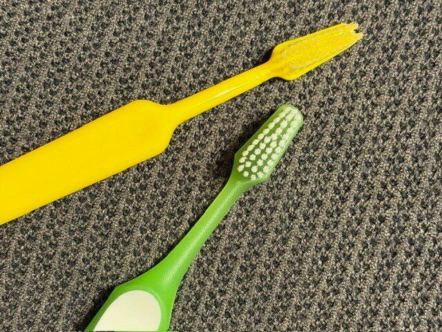 歯ブラシ　ハブラシ