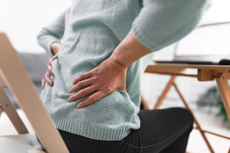 今日は何時間座っていますか？毎日の「座りっぱなし」が招く深刻な健康トラブルとは