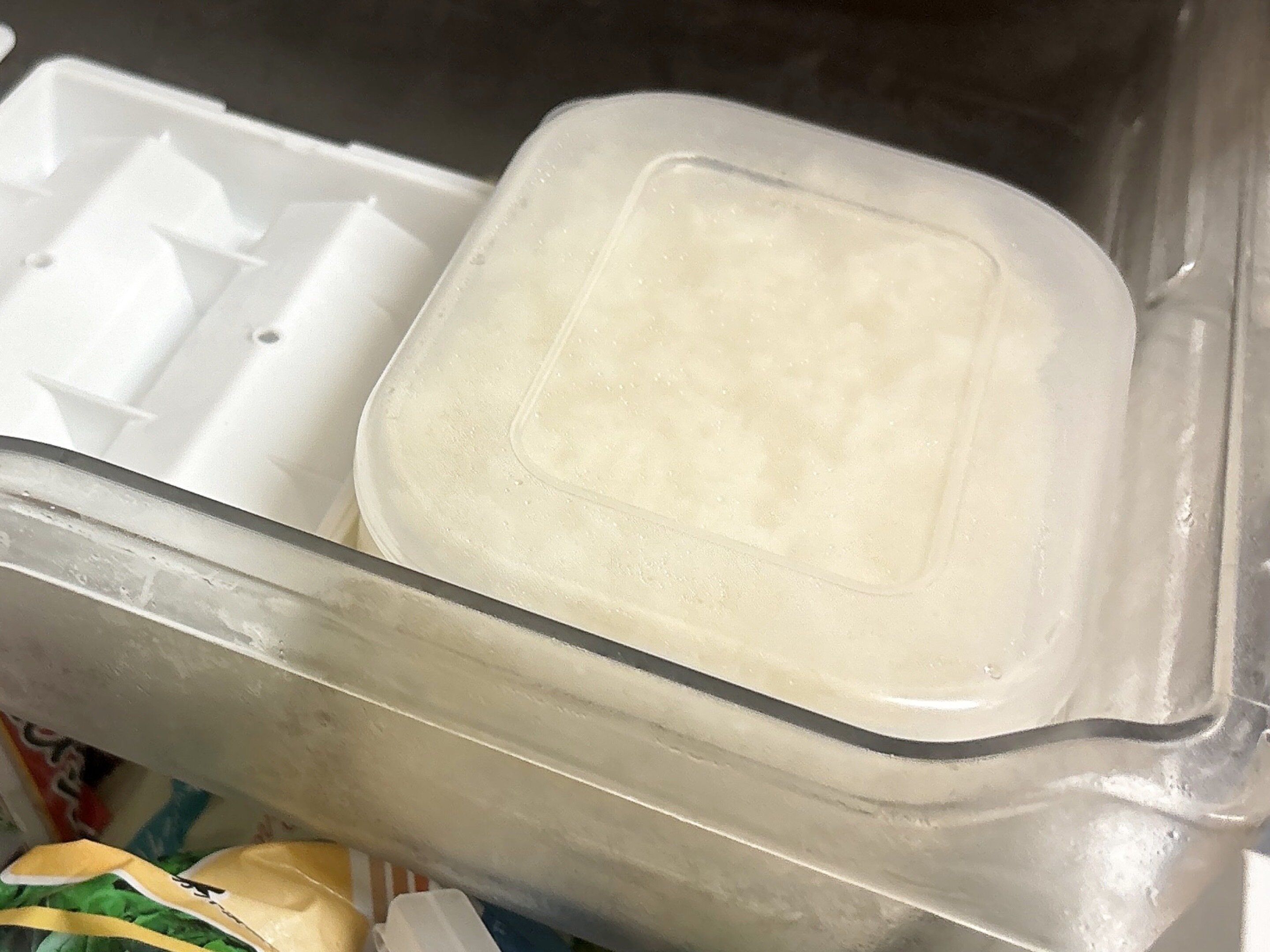 スノコ付き冷凍ご飯容器