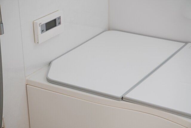 浴室の蓋がしてある様子