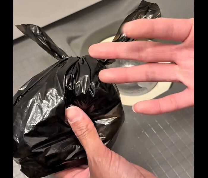 【セリア】便利すぎ!手袋型ゴミ袋