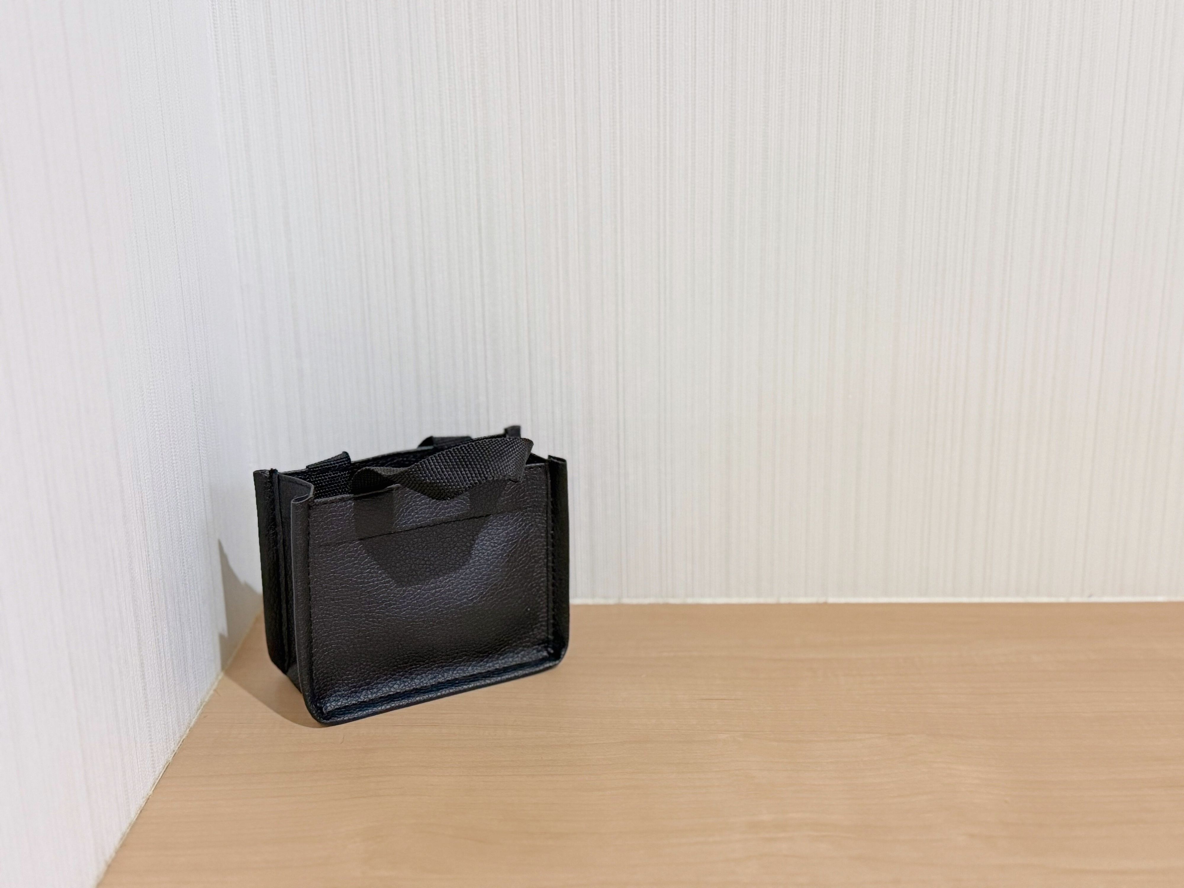 ごちゃつきがちな玄関小物の定位置に