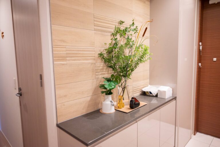 「1人1本ルール」で傘もスッキリ！玄関や外収納の片付け術5選