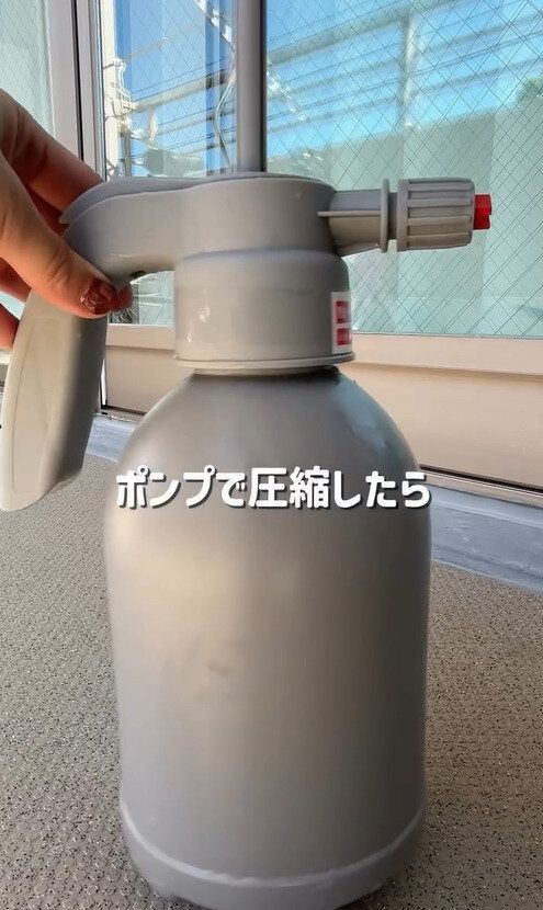 楽しく掃除できるよー!爆売れ中の「泡タイプ洗剤対応お掃除用スプレー」