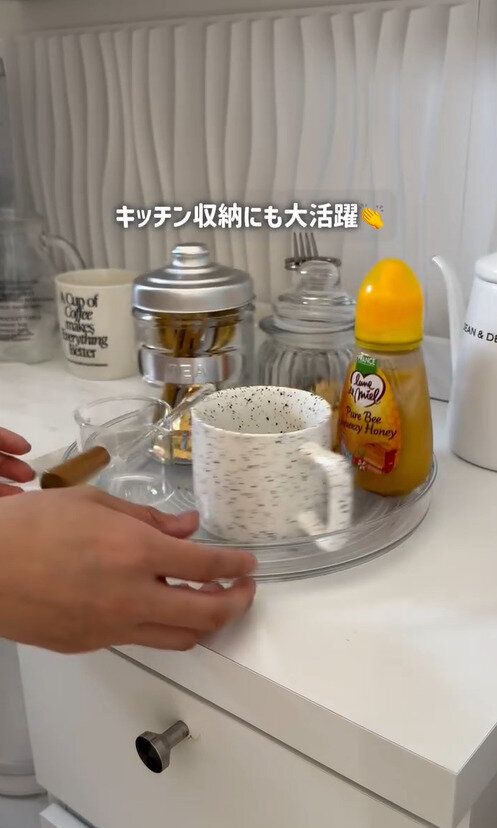 ダイソーが本気出した！「回転台トレイ」