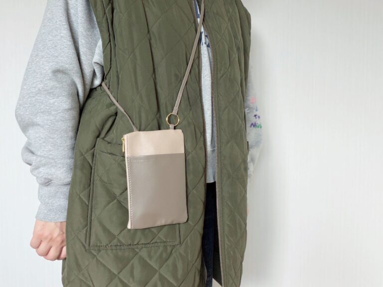 【セリア】見つけたらすぐ買って！お財布ショルダーにもなる「ミニショルダーバッグ」