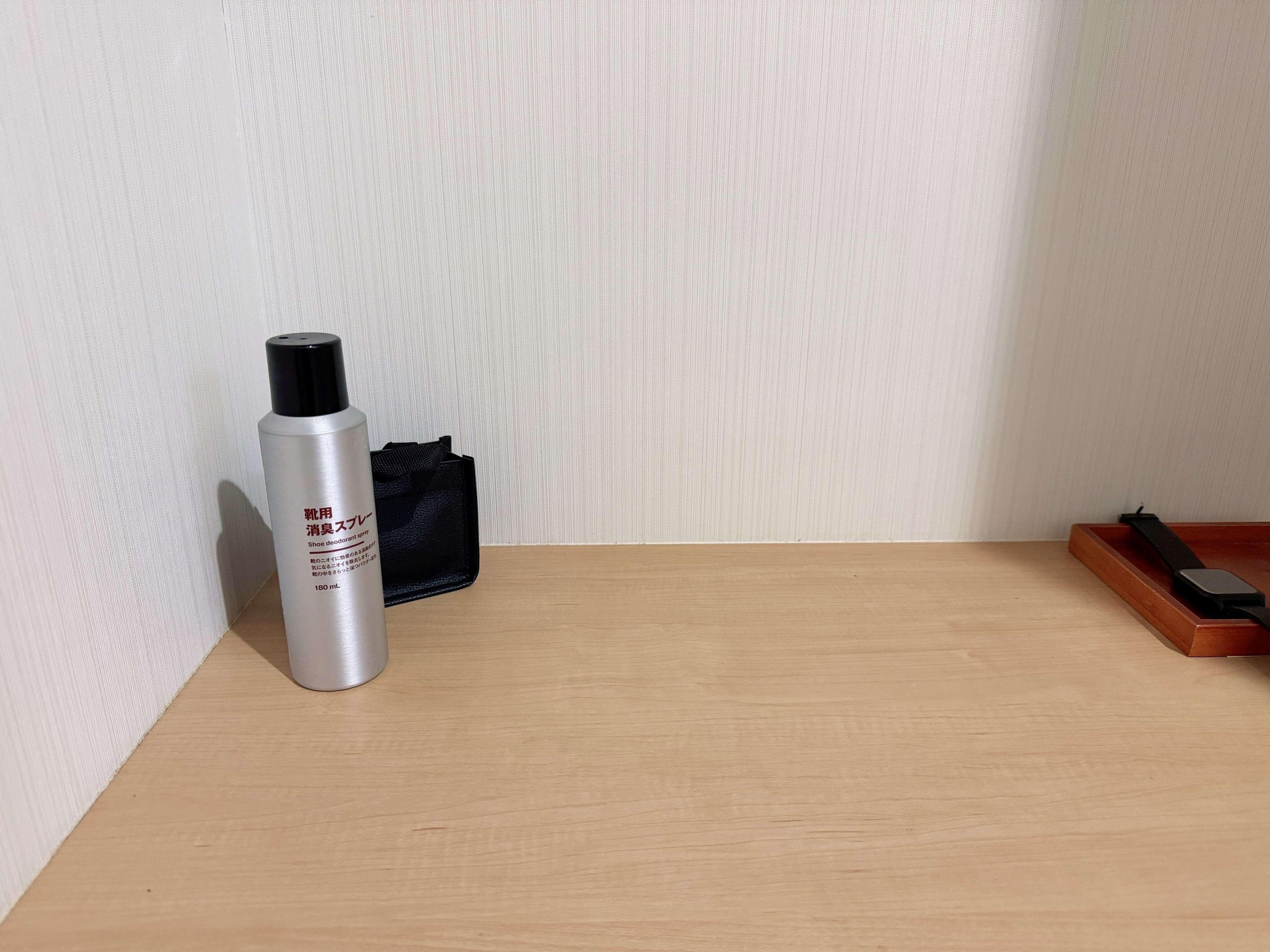 3.香りが強めの芳香剤でごまかすこと