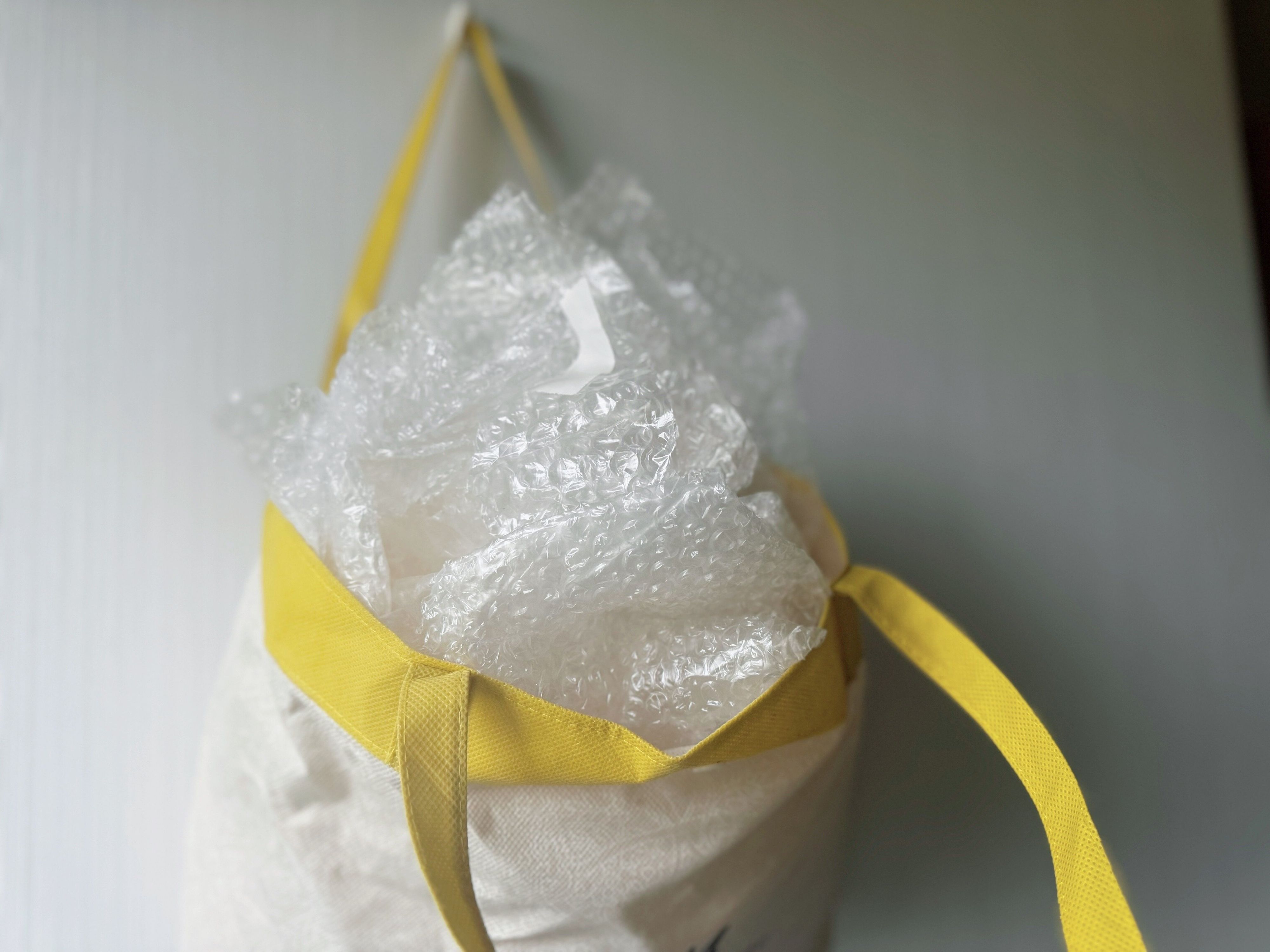 1．フリマアプリで使う予定だった大量の梱包材