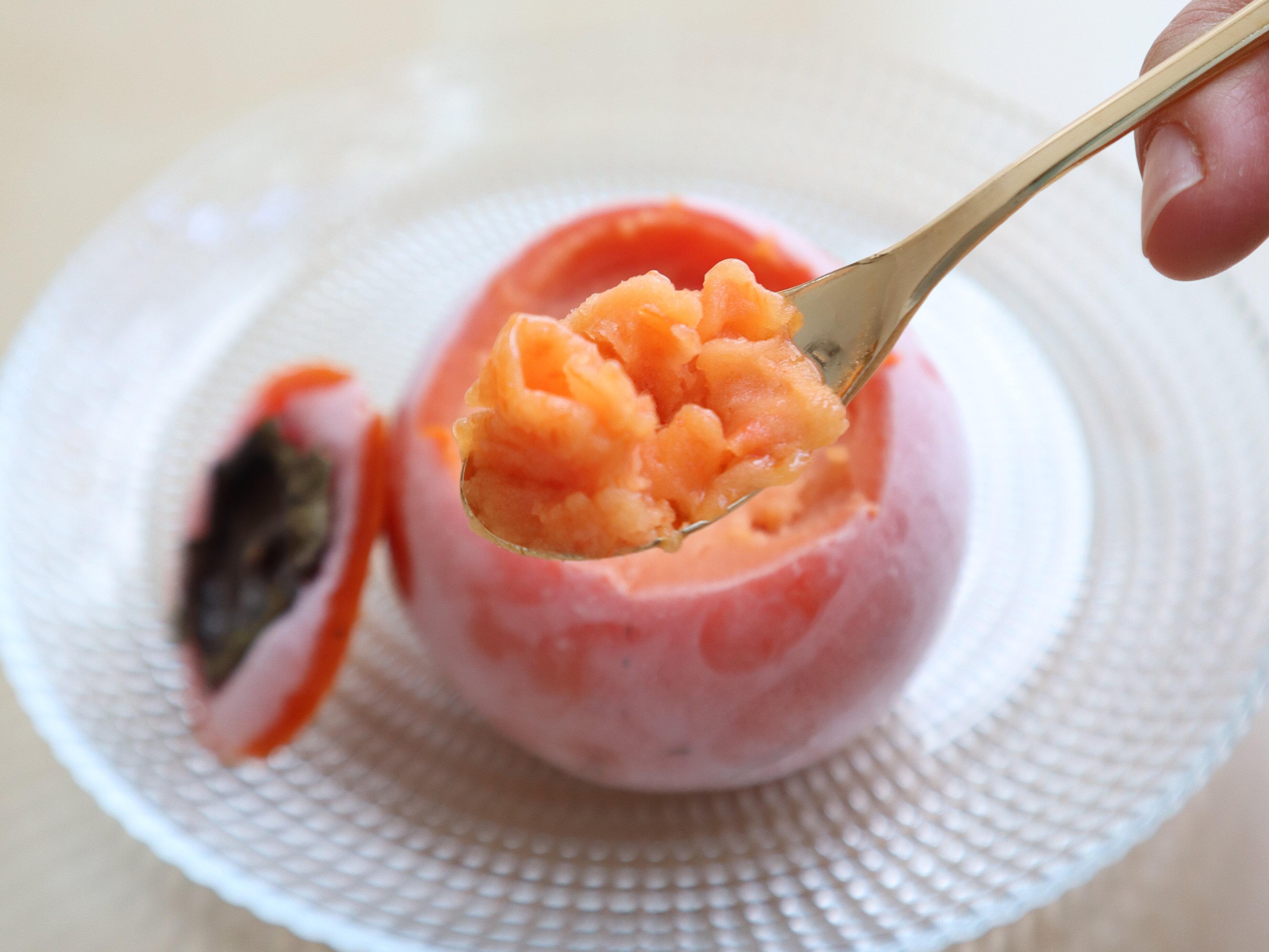 柿を凍らすだけ「柿シャーベット」