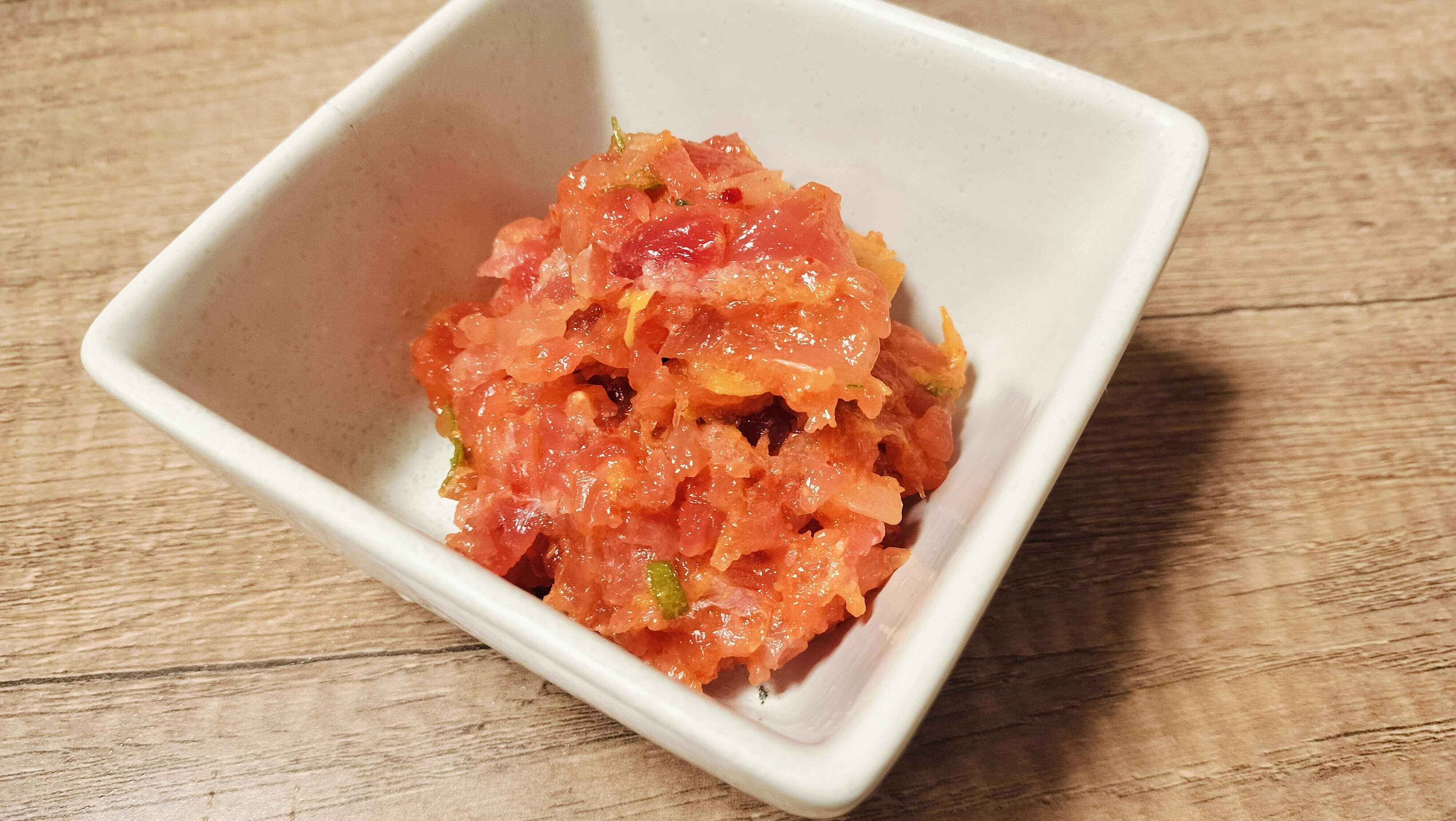 キムチまぐろたたき