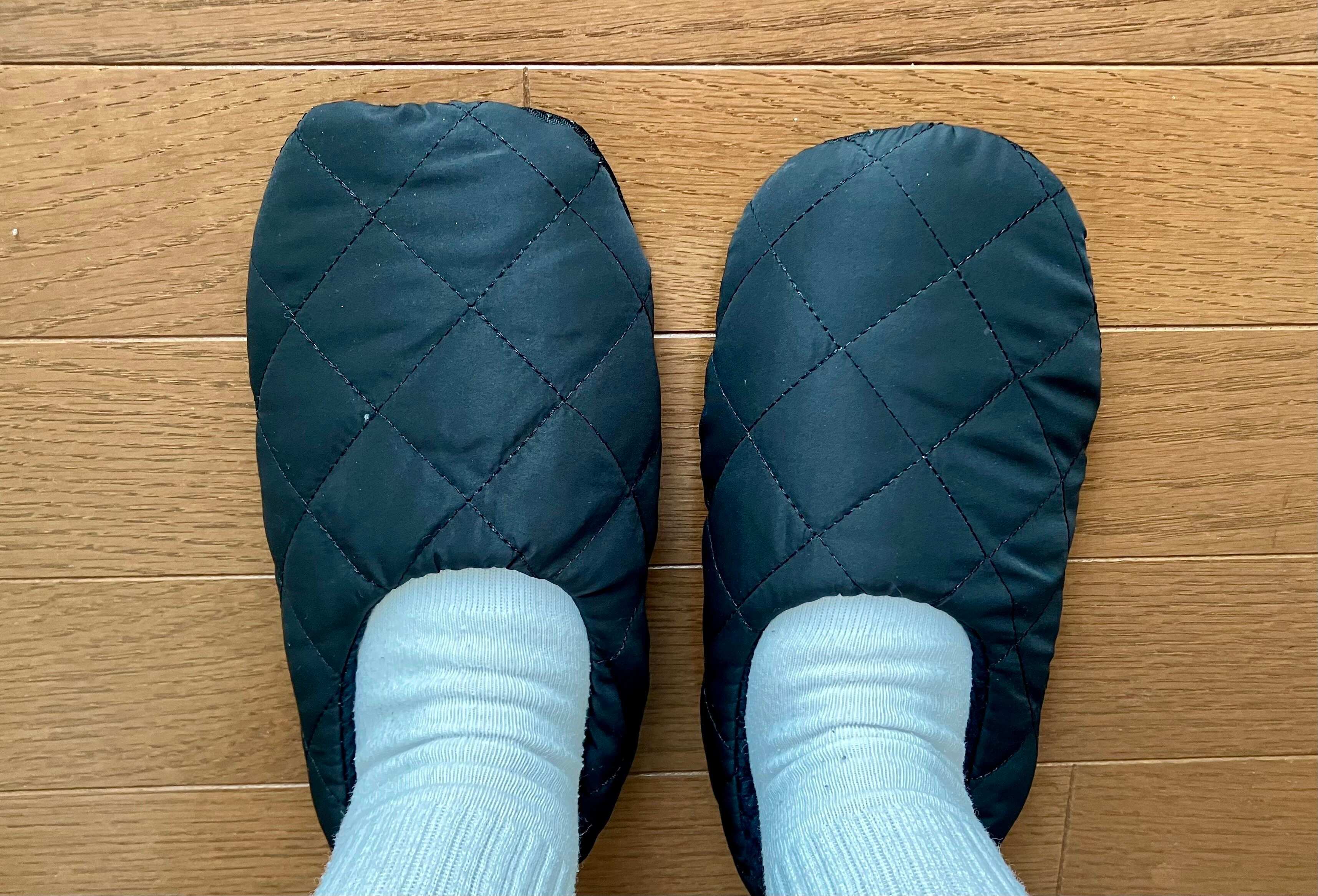 ルームシューズを履いたところ