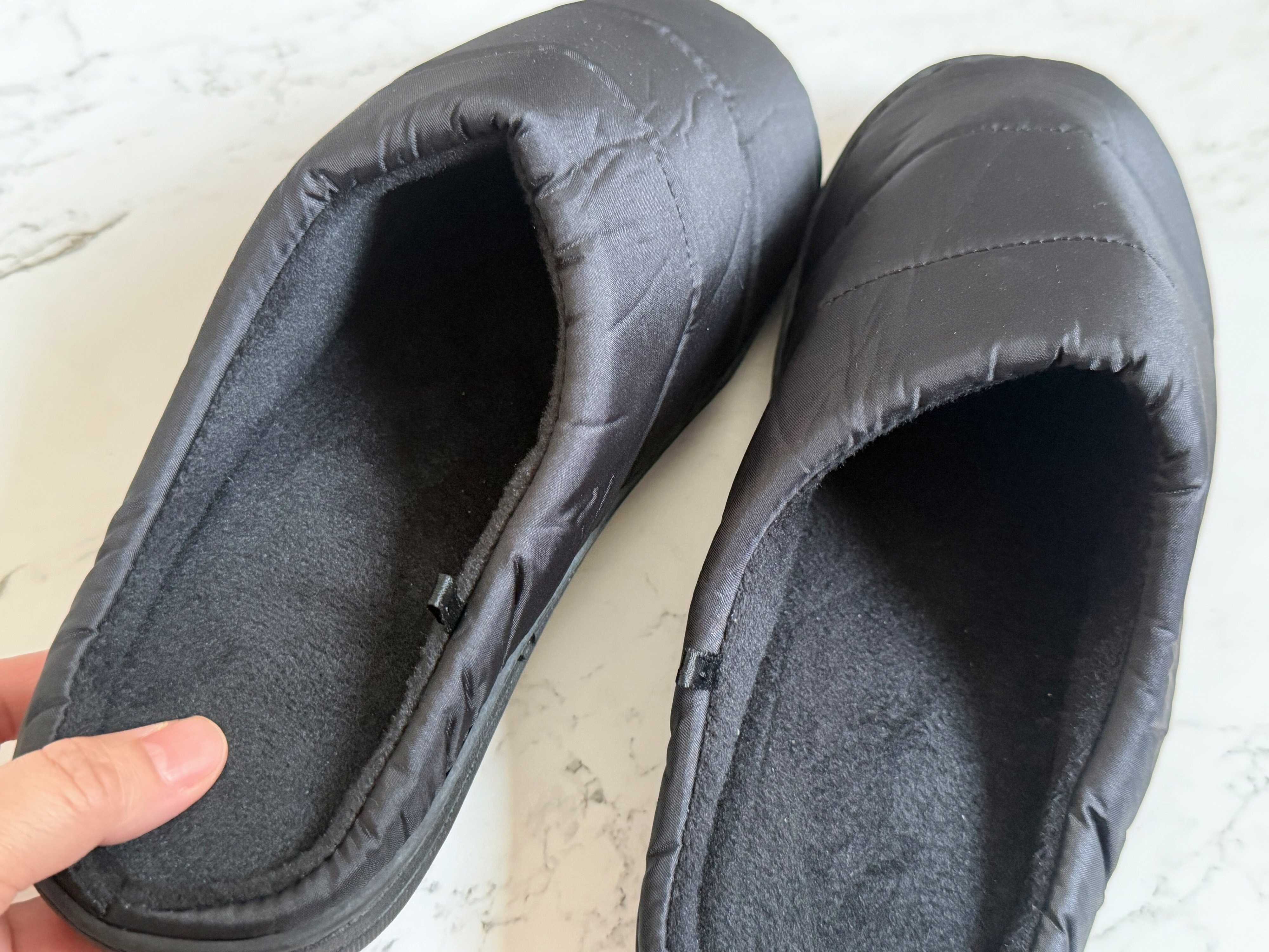 内側にはあったか素材を使用