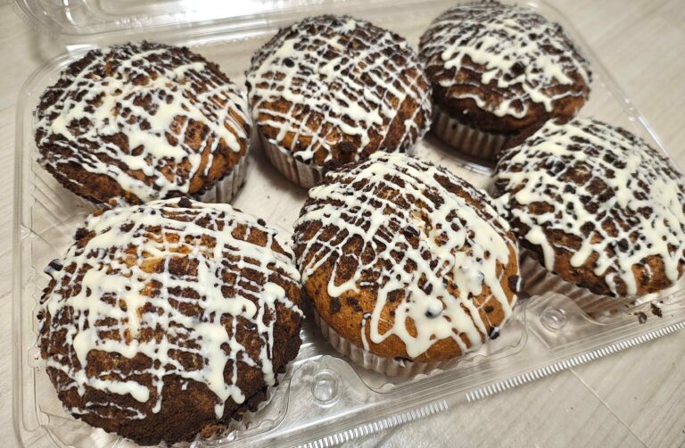 【コストコ】マフィンに新作！「ココアクッキークランブルマフィン」が意外にも甘さ控えめでおいしい