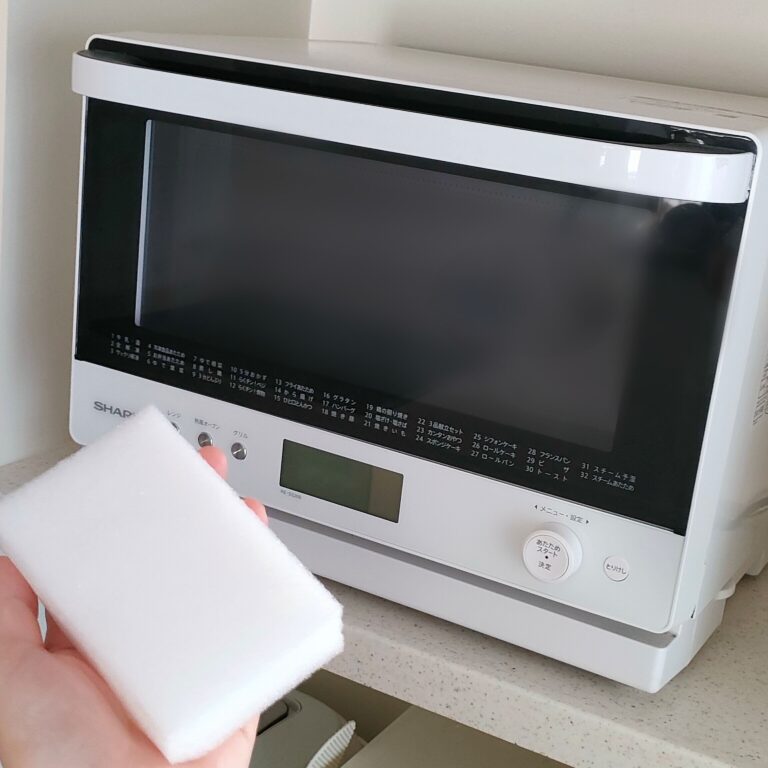 【ダイソー】見つけたら即買い！レンジでチンするだけでスルッとキレイになるお掃除グッズ