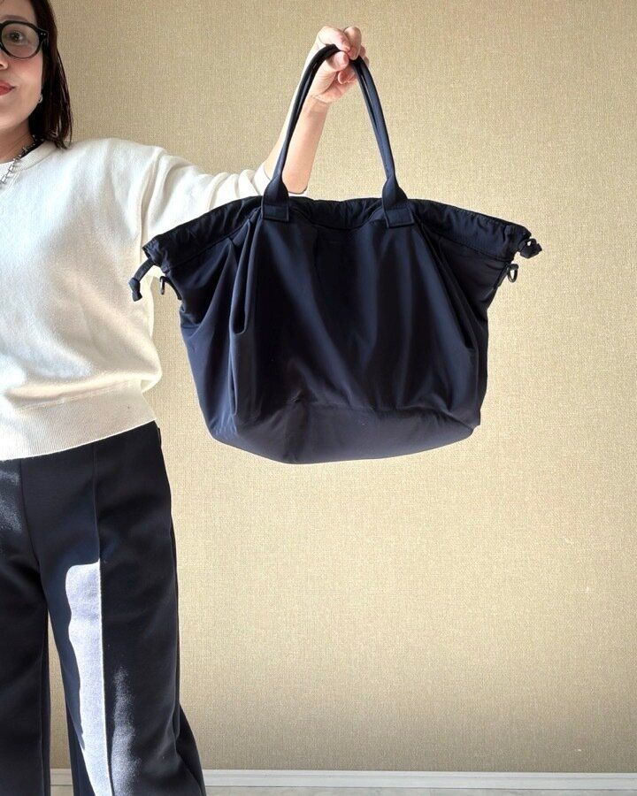 ユニクロ　ドローストリングバッグ