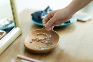 2026年の最強開運アイテムで金運を上げる「ジュエリー風水」【Dr.コパの風水解説】