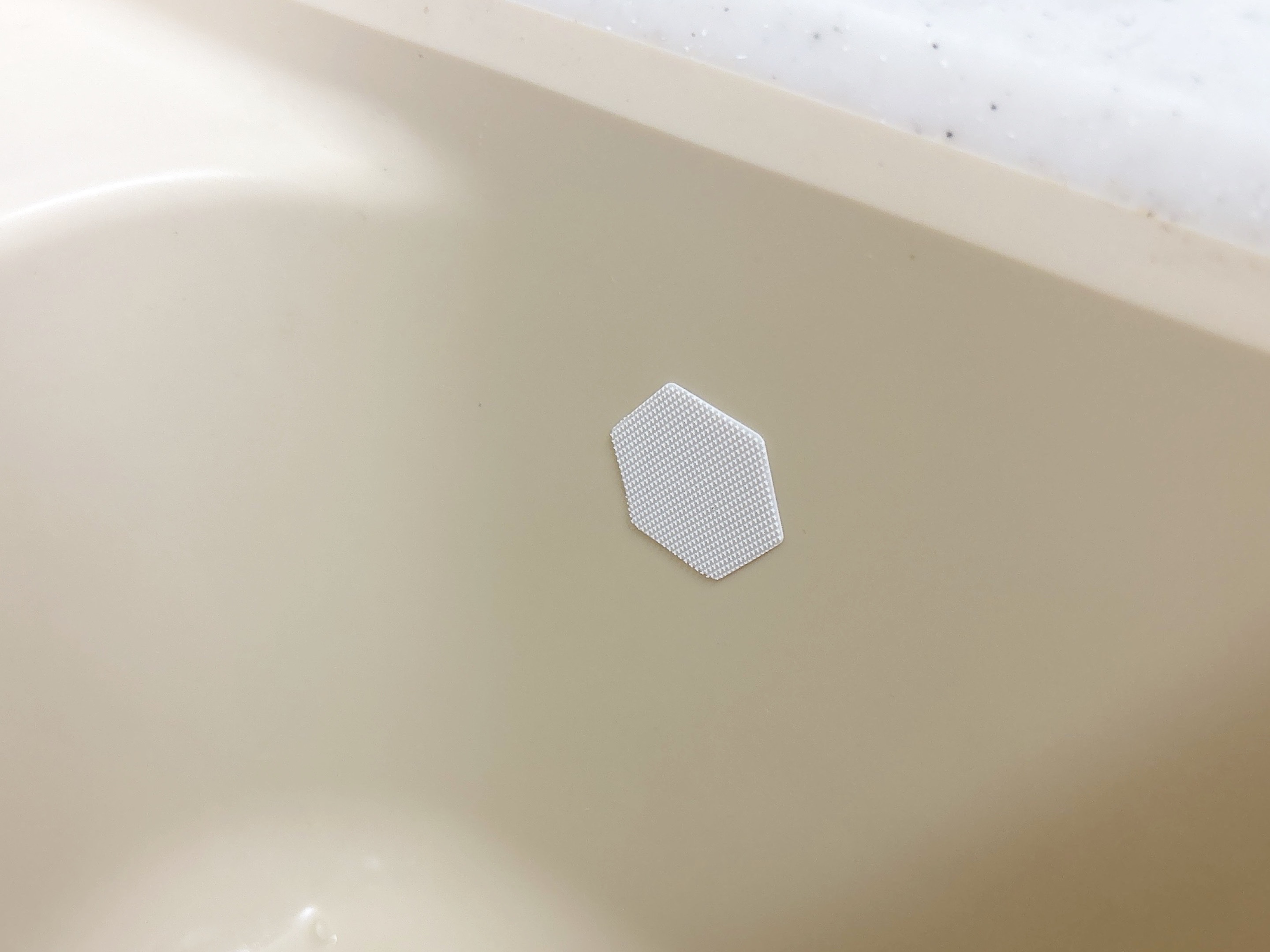 凸のファスナーを貼り付けた画像