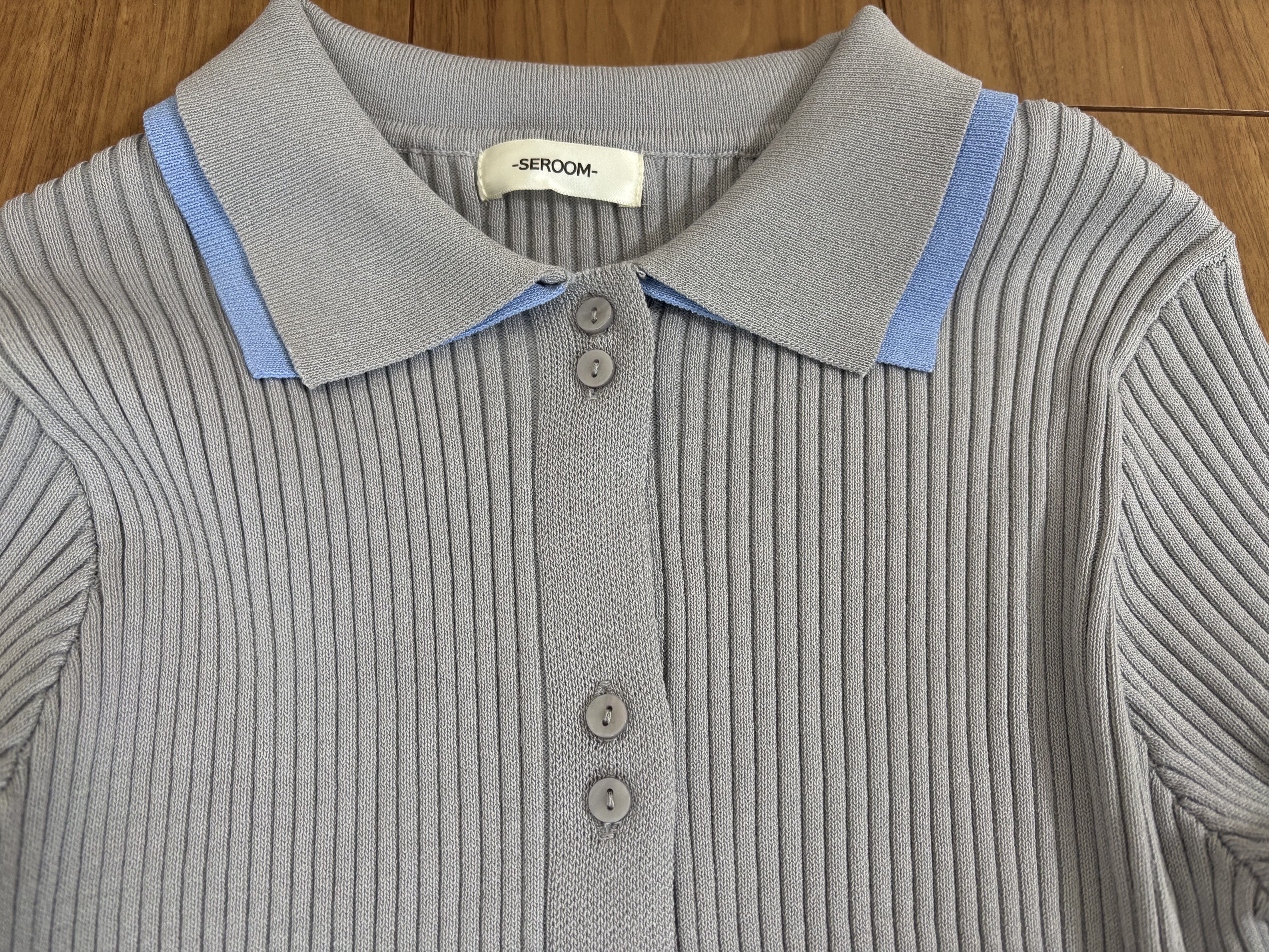 襟元の拡大写真