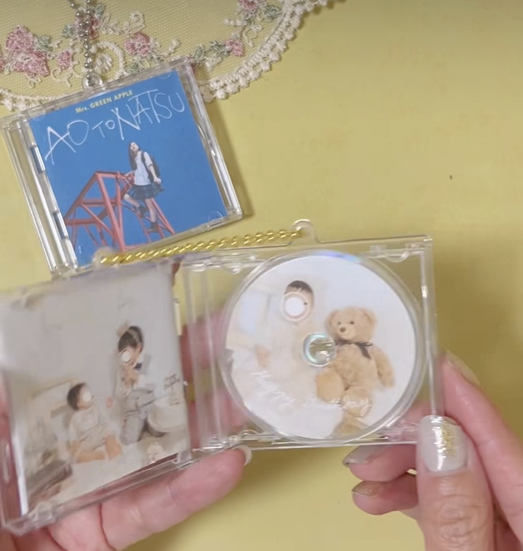 CD風キーホルダー