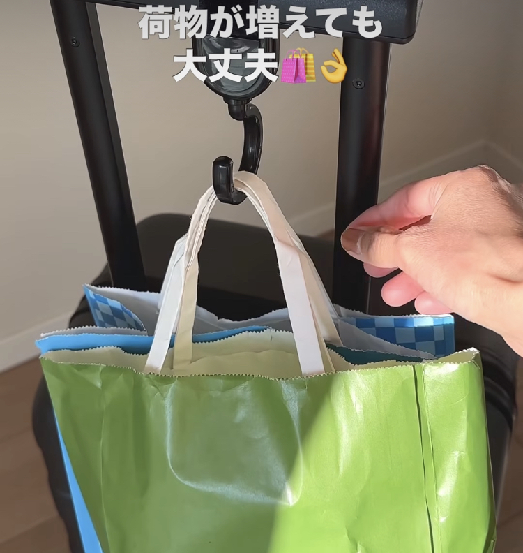 ベビーカーフック