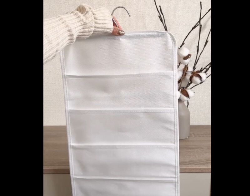 【ダイソー】忙しいママ必見!吊り下げシャツ収納