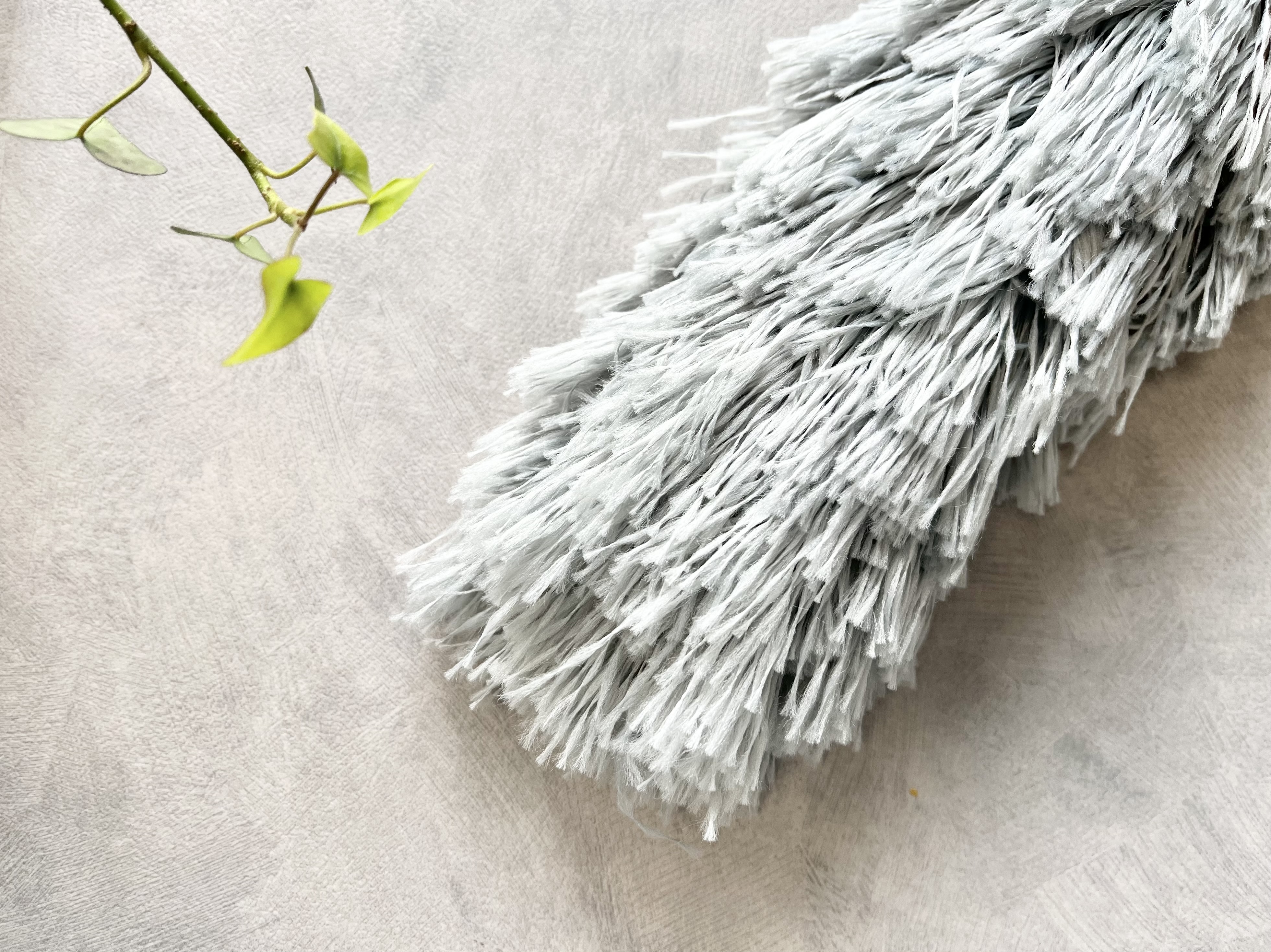 セリアの「曲がるふわふわモップ」の商品画像