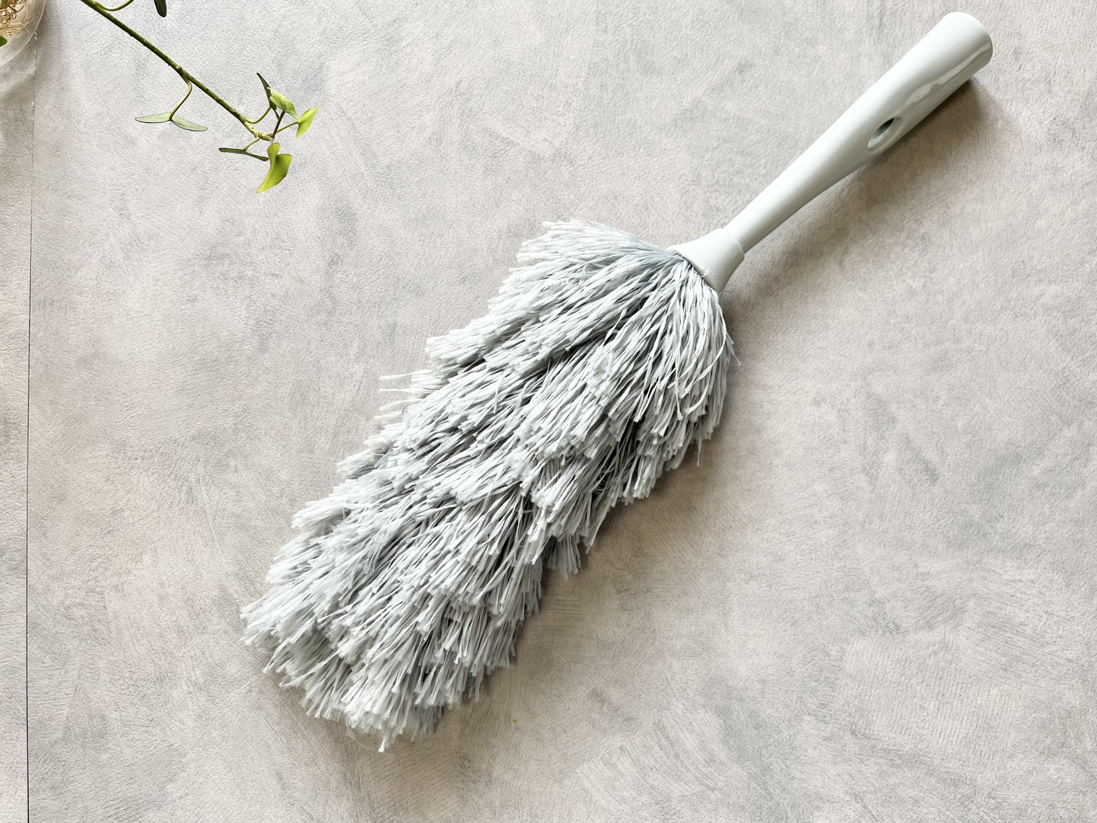 セリアの「曲がるふわふわモップ」の商品画像