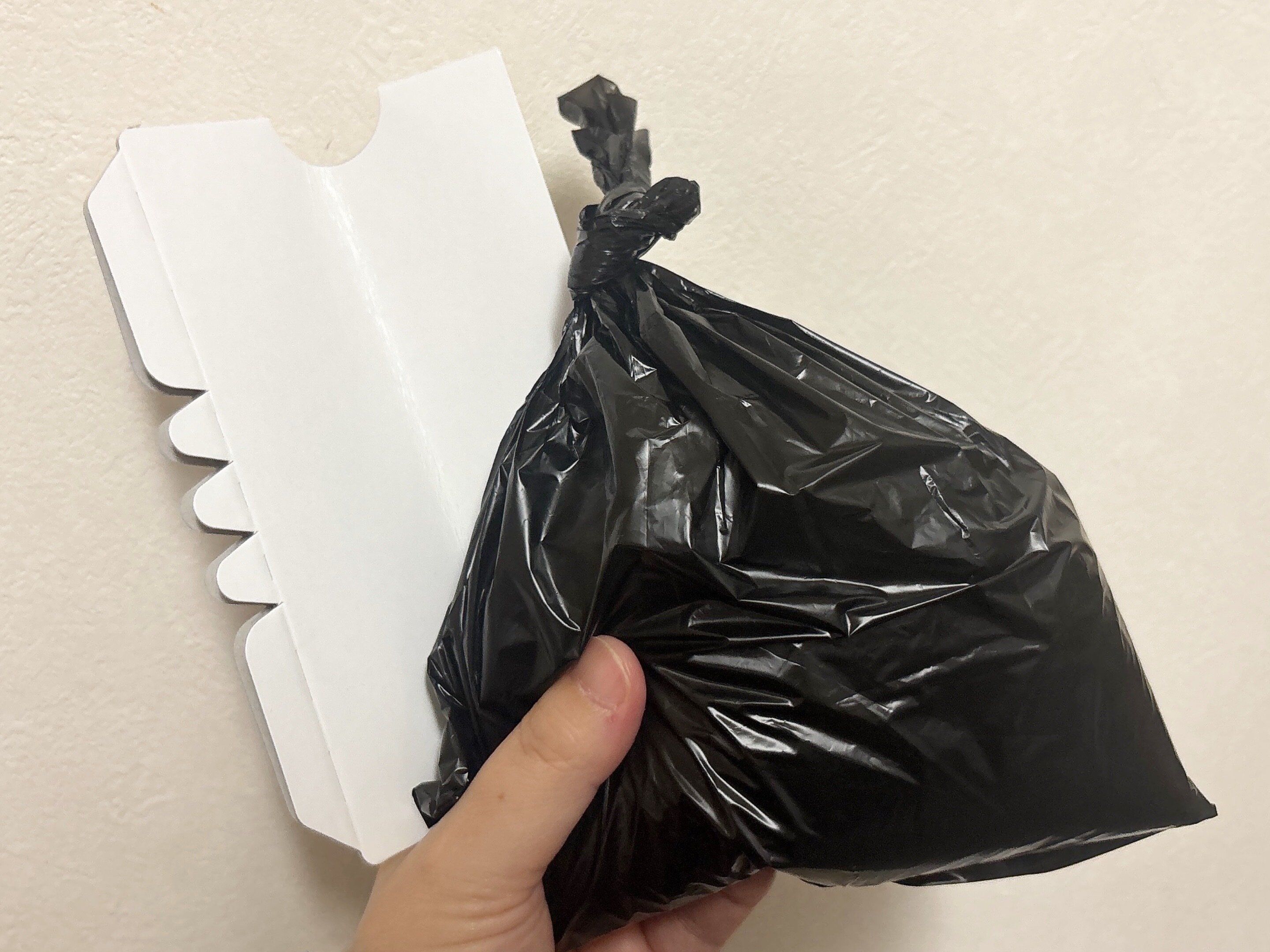 ダイソー片手で簡単！携帯簡易トイレ