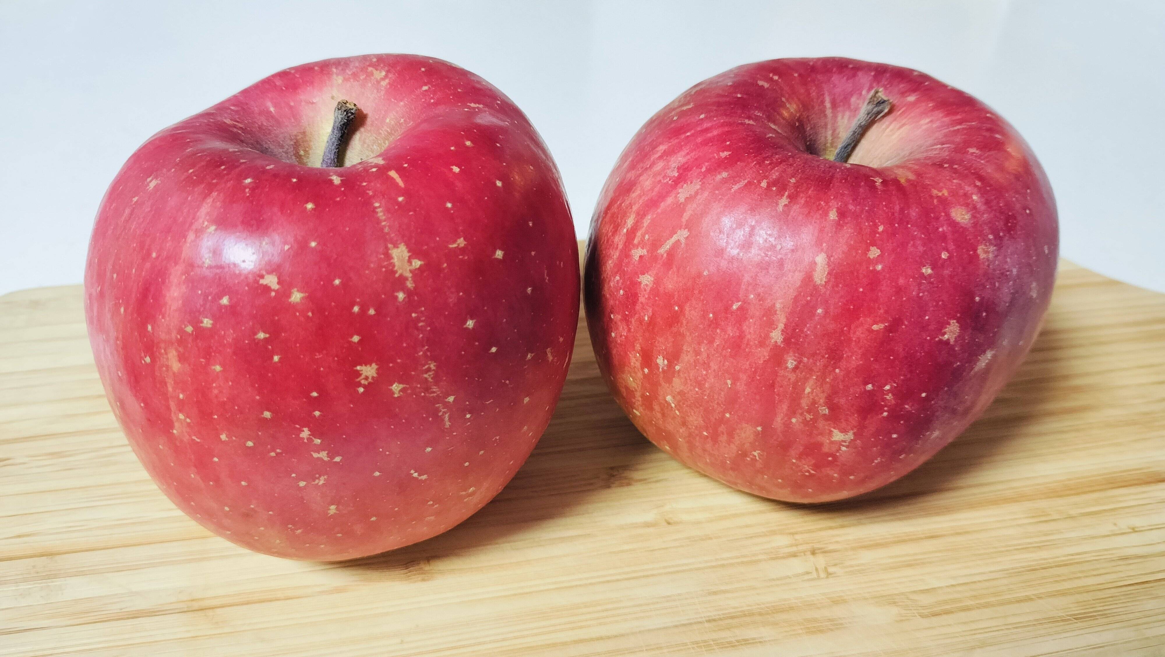 りんご2個