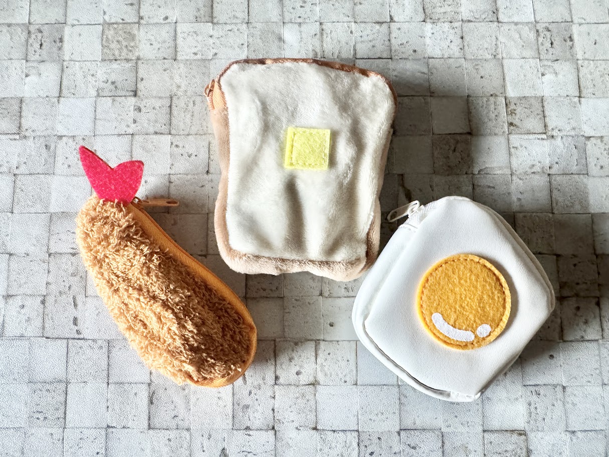 セリアの「ミニ収納ケース」110円