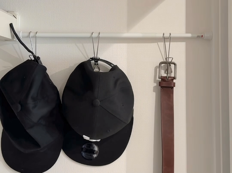 帽子をかけることができる