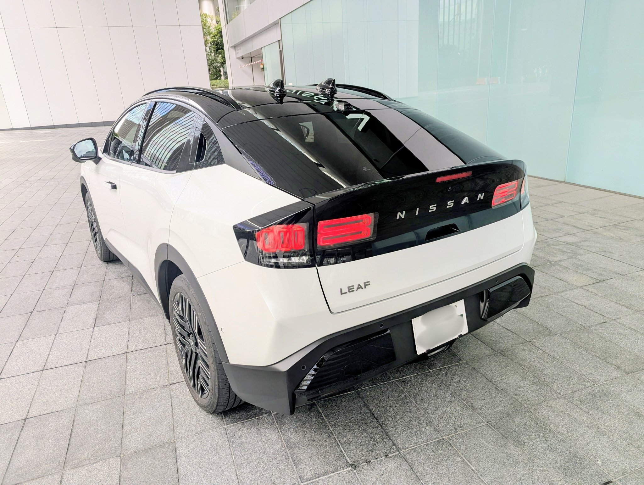 車両全体（後ろ側）