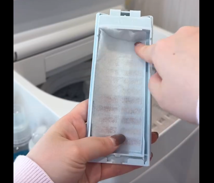 【セリア】カンタンすっきり！縦型洗濯機用ゴミ取りフィルター