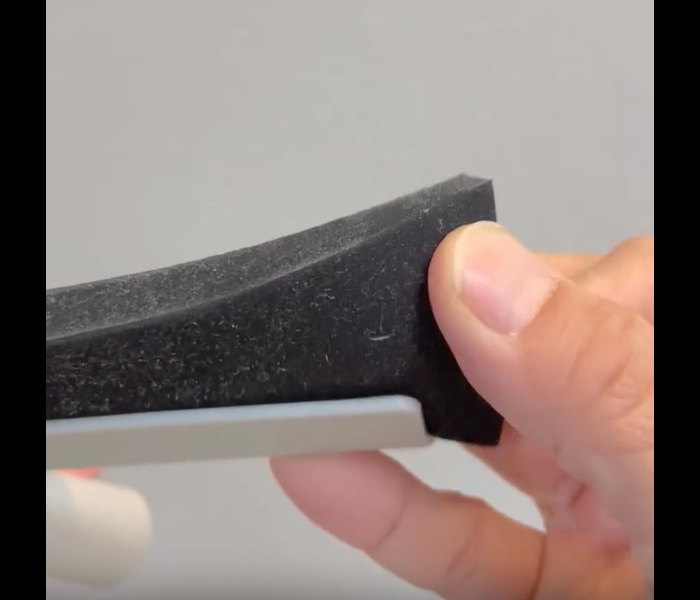 【セリア】ハードル爆下がり！ラバーほうき