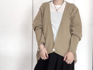 春の強い光で「老け見え」してない？40代の顔色をパッと明るくする、魔法のカラー活用術