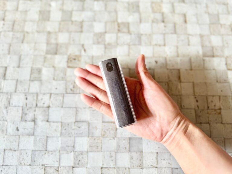 【ダイソー】110円じゃないけど「即買い」して!最後までスタイリッシュに使えるスマホアイテム!