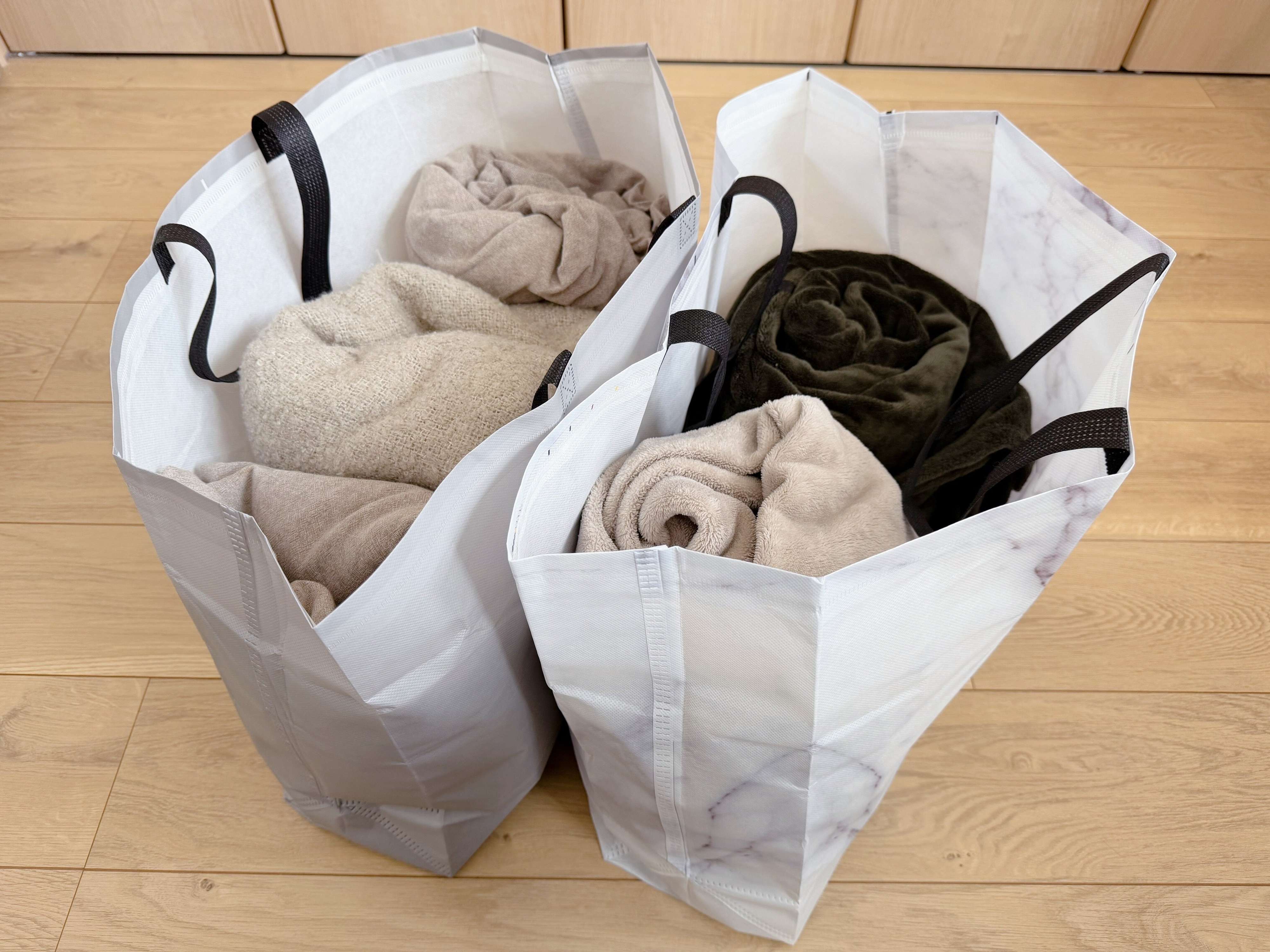 季節外の衣類や寝具の保管として最適