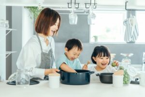 2,000万円貯めたママの結論！献立は「自分と子どもの体力」で決めるのが節約への近道