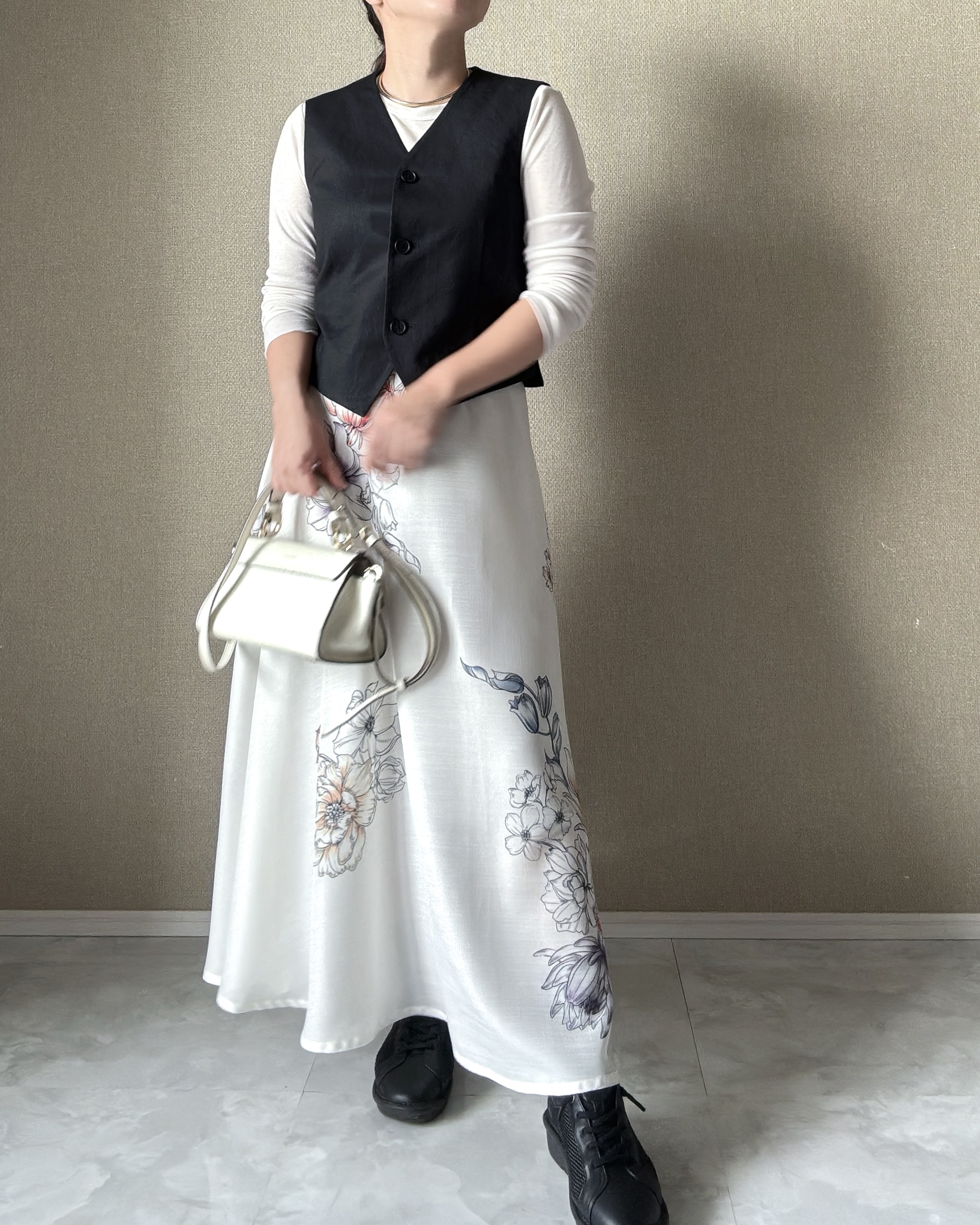 ユニクロ　プレミアムリネンベスト