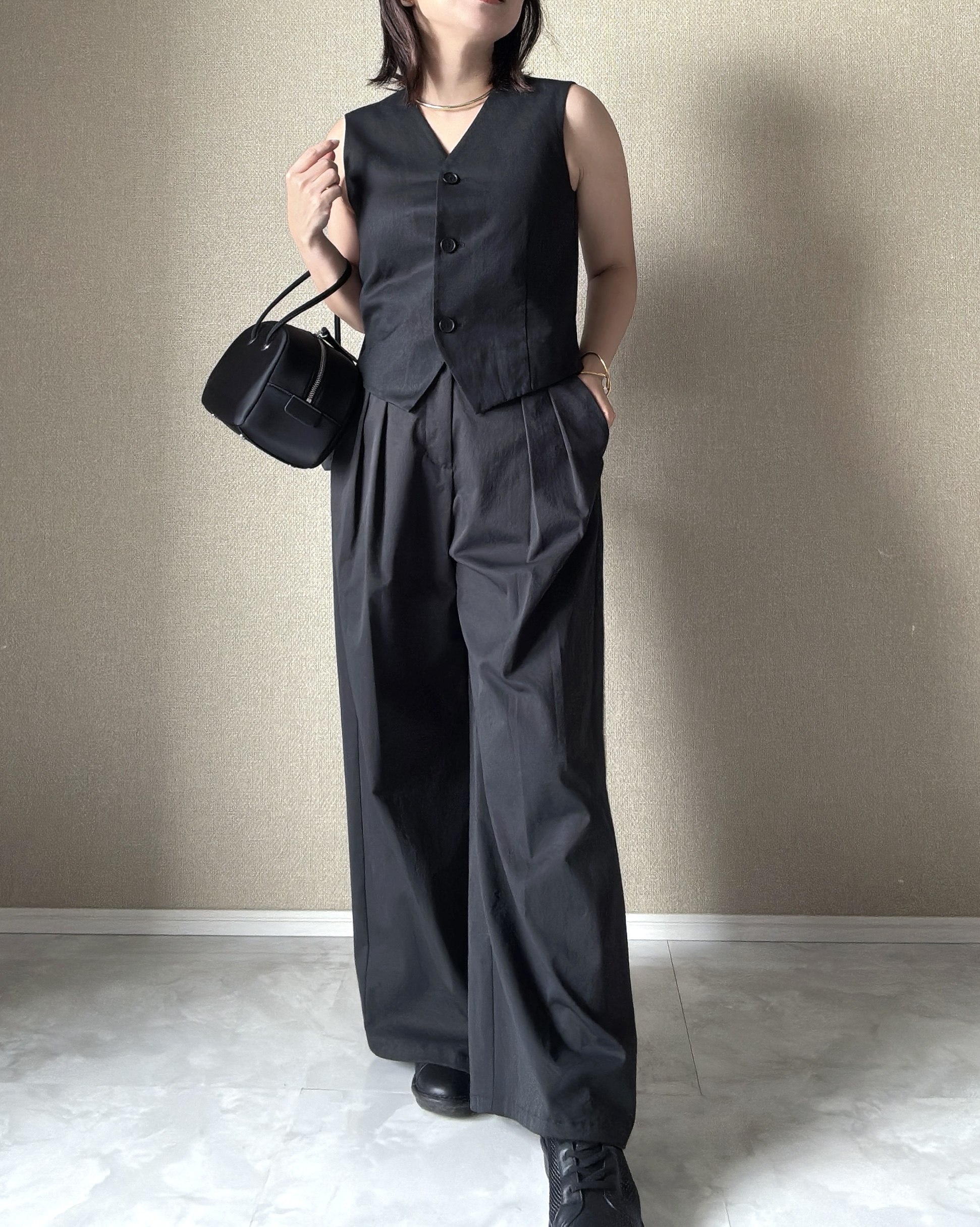 ユニクロ　プレミアムリネンベスト